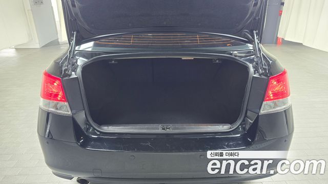 Subaru Legacy 2011 — photo 20