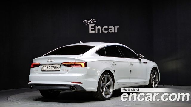 Audi A5 2019 — photo 2