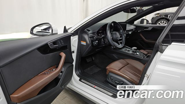 Audi A5 2019 — photo 10