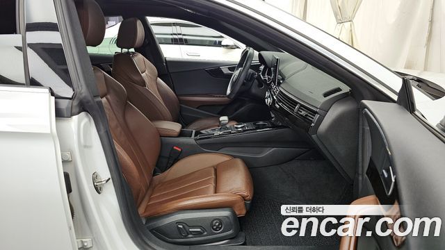 Audi A5 2019 — photo 11