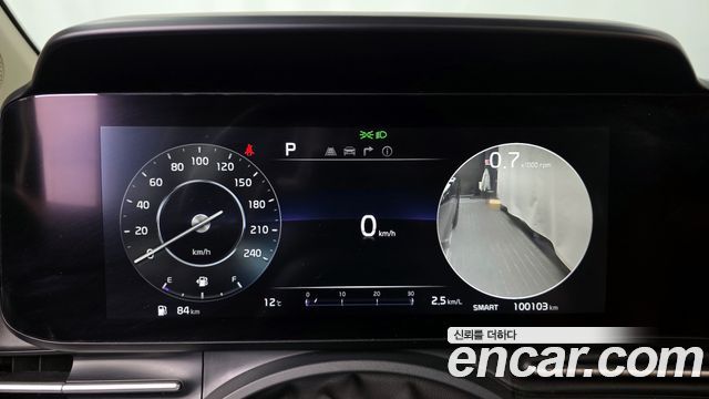 Kia Canival 2021 — photo 8
