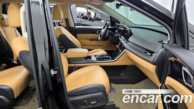 Kia Canival 2021 — photo 11