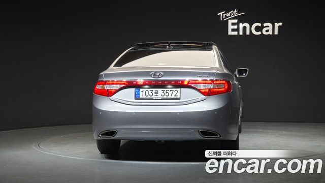 Hyundai Grandeur 2011 — photo 4