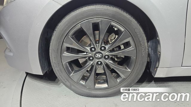 Hyundai Grandeur 2011 — photo 5