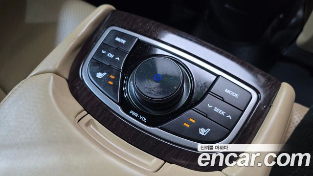 Hyundai Grandeur 2011 — photo 18