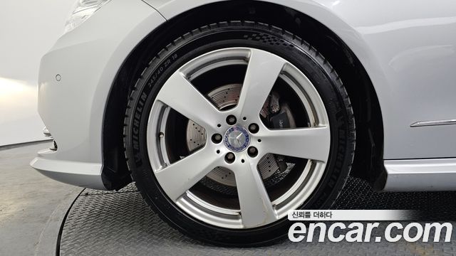 Mercedes-Benz E-Class 2013 — photo 5