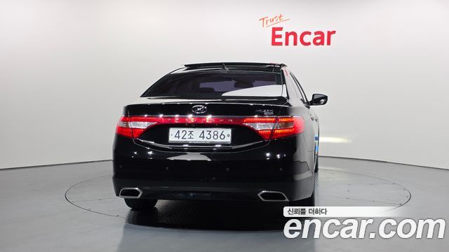 Hyundai Grandeur 2015 — photo 4
