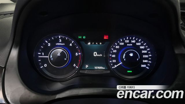 Hyundai Grandeur 2015 — photo 8