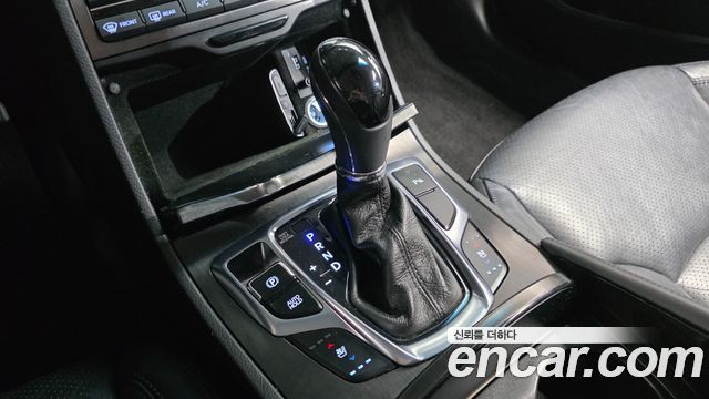 Hyundai Grandeur 2015 — photo 9