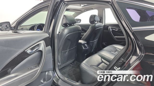 Hyundai Grandeur 2015 — photo 17