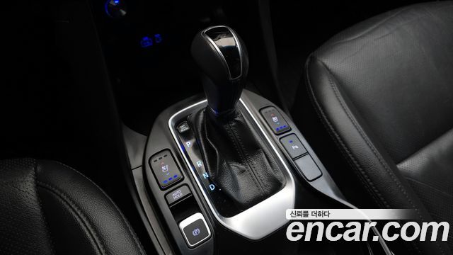Hyundai Santafe 2018 — photo 9