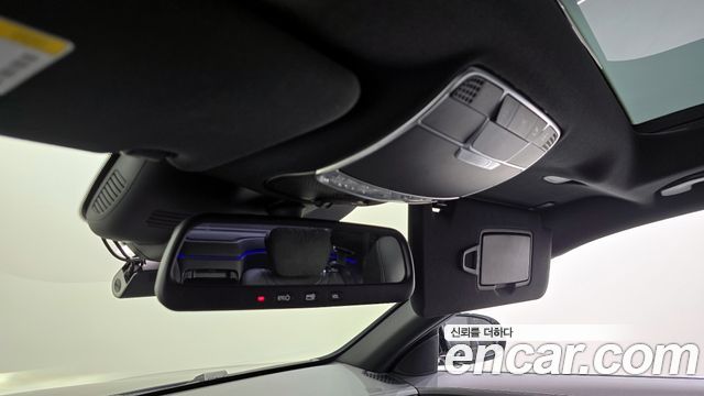 Mercedes-Benz S-Class 2015 — photo 17