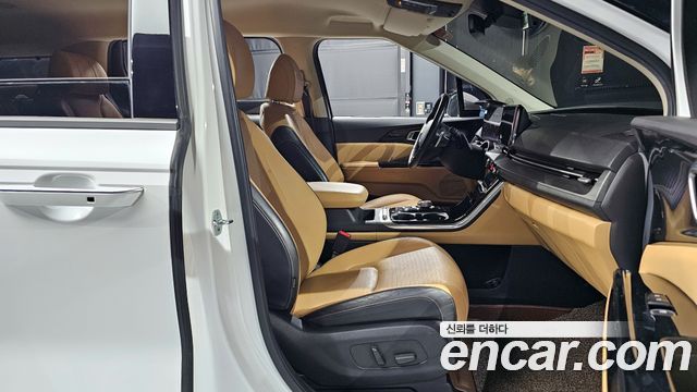 Kia Canival 2021 — photo 11