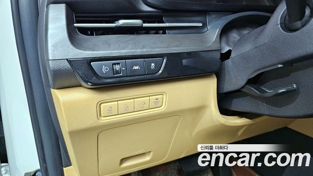 Kia Canival 2021 — photo 14