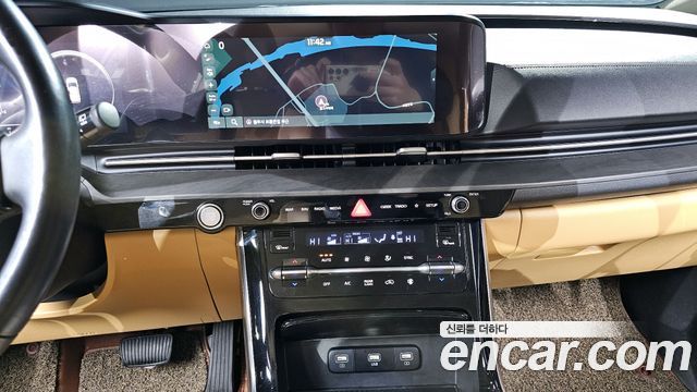 Kia Canival 2021 — photo 15