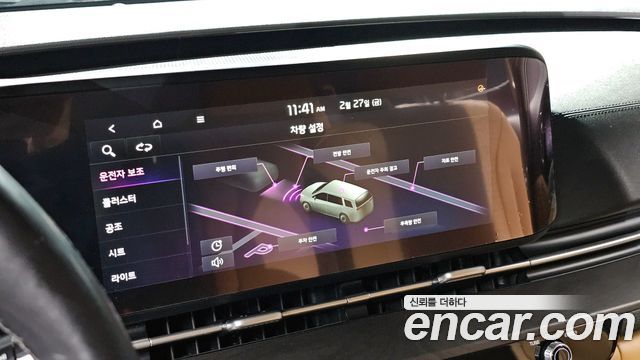 Kia Canival 2021 — photo 16