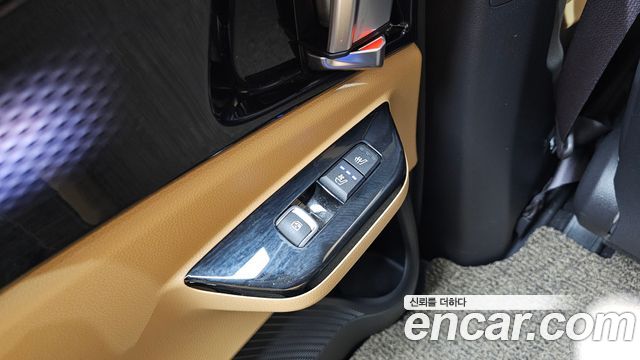 Kia Canival 2021 — photo 19