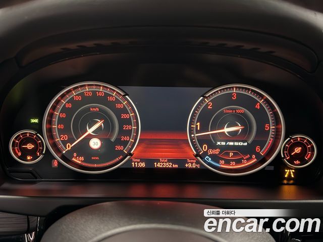 BMW X5 2016 — photo 12