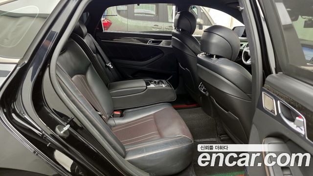 Genesis G80 2019 — photo 12