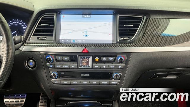 Genesis G80 2019 — photo 14