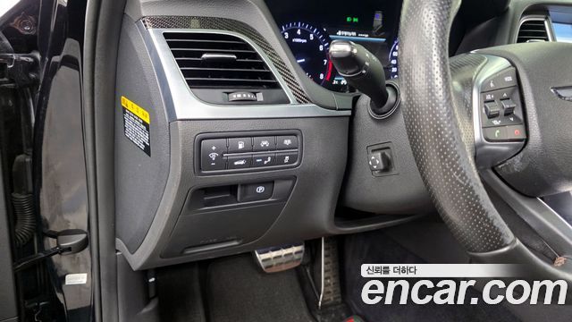 Genesis G80 2019 — photo 16