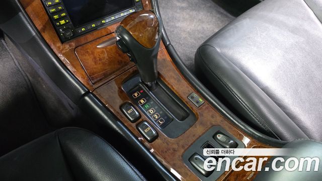 Hyundai Dynasty 2003 — photo 9