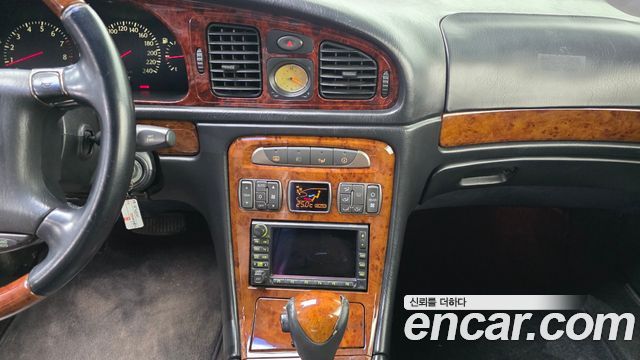 Hyundai Dynasty 2003 — photo 15