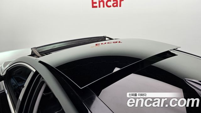 Hyundai Grandeur 2014 — photo 18