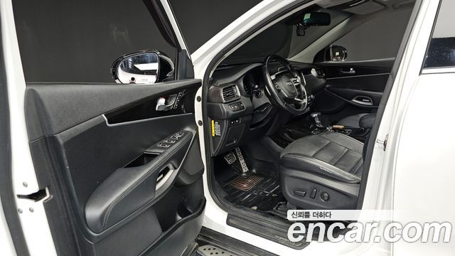 Kia Sorento 2018 — photo 11