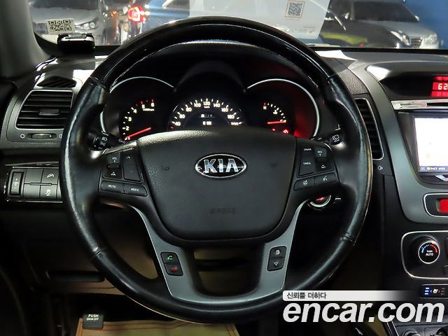 Kia Sorento 2013 — photo 11