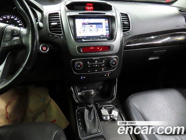 Kia Sorento 2013 — photo 12
