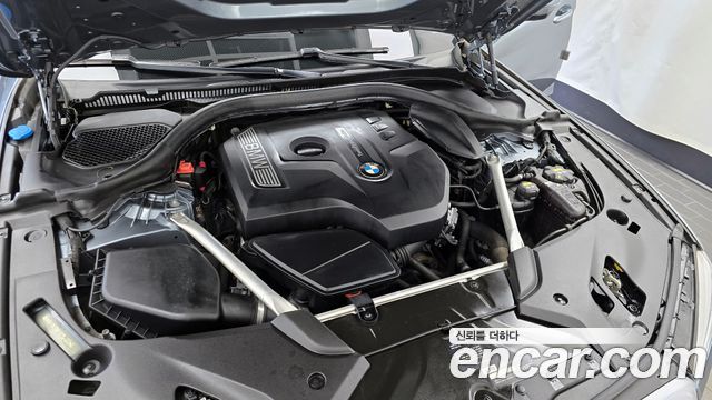 BMW 5-Series 2018 — photo 6