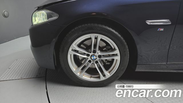 BMW 5-Series 2016 — photo 5