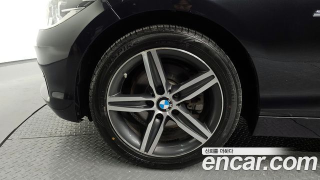 BMW 1-Series 2018 — photo 5