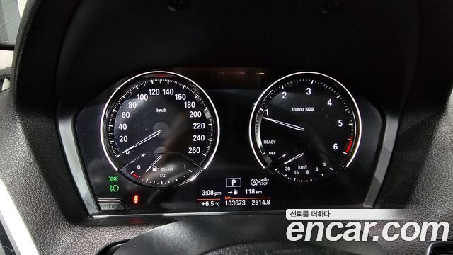 BMW 1-Series 2018 — photo 8