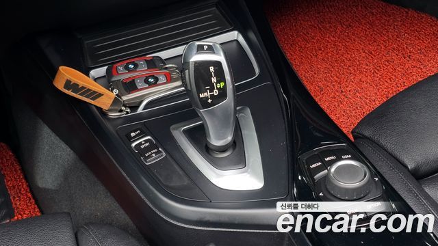 BMW 1-Series 2018 — photo 9