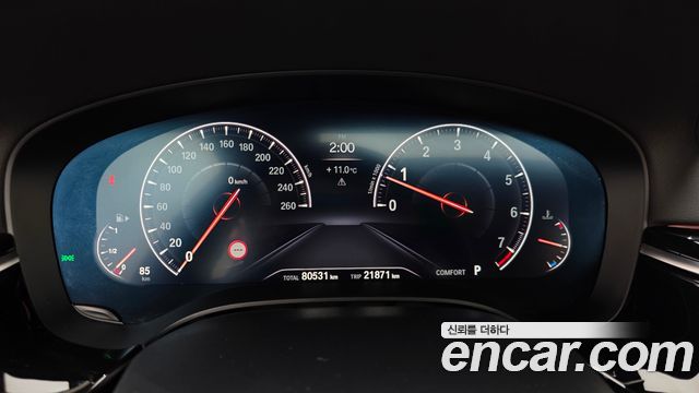 BMW 5-Series 2019 — photo 8