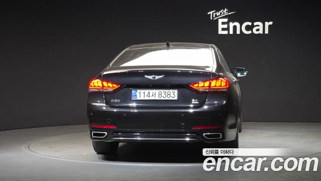 Genesis G80 2018 — photo 4