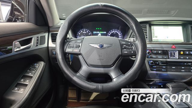 Genesis G80 2018 — photo 13
