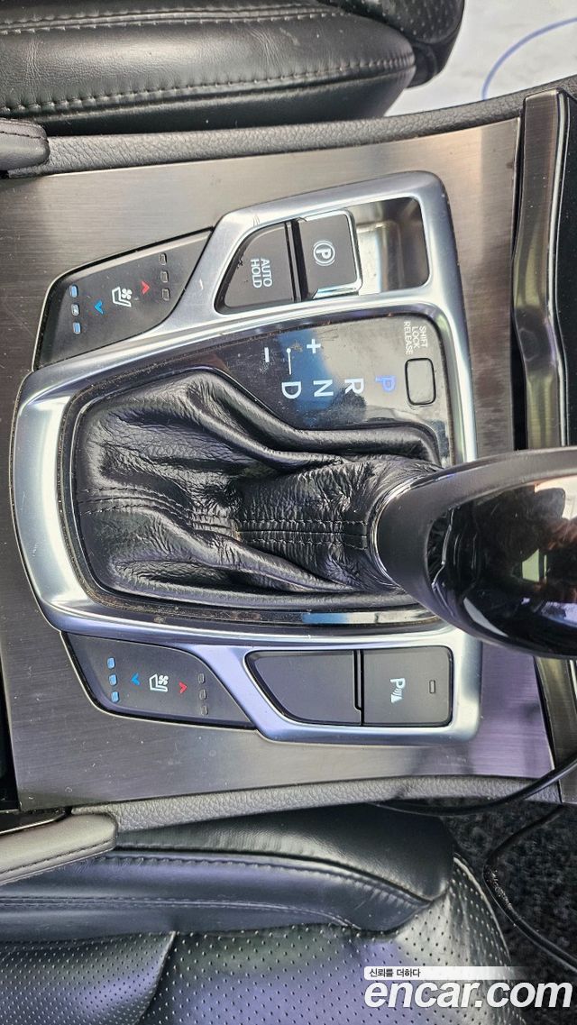 Hyundai Grandeur 2016 — photo 15