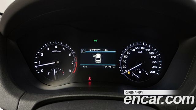 Genesis G80 2017 — photo 8