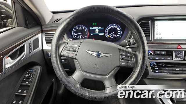 Genesis G80 2017 — photo 13