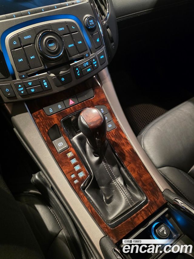 Chevrolet Korea Alpheon 2012 — photo 11