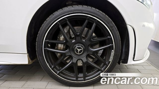 Mercedes-Benz CLS-Class 2019 — photo 5