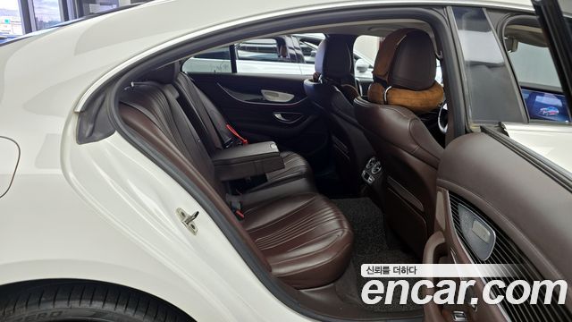 Mercedes-Benz CLS-Class 2019 — photo 12