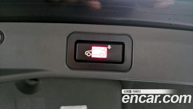 BMW 7-Series 2005 — photo 20
