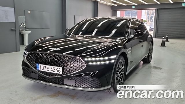 Genesis G90 2023 — photo 1
