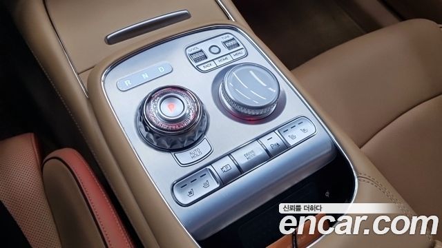 Genesis G90 2023 — photo 9