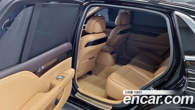 Genesis G90 2023 — photo 11