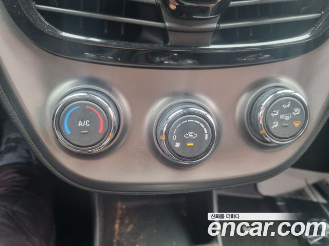 Chevrolet Korea Spark 2022 — photo 12